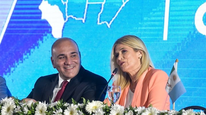 Verónica Magario: “Trabajemos para que desaparezcan las asimetrías”