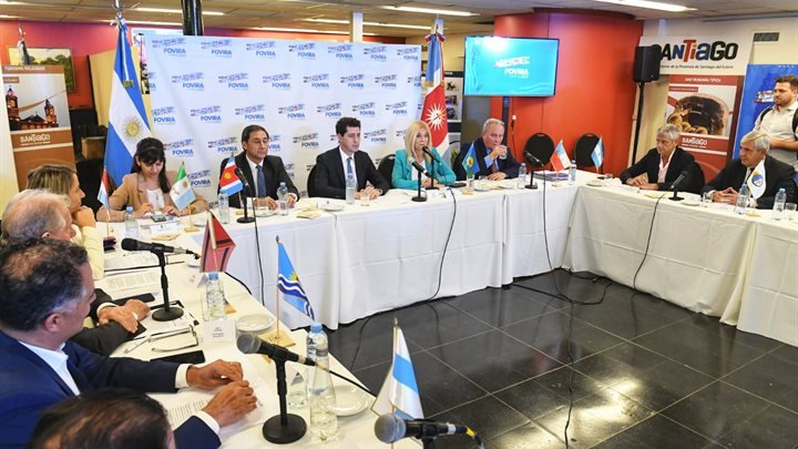 Verónica Magario encabezó reunión del Foro permanente de Vicegobernadores de la República Argentina